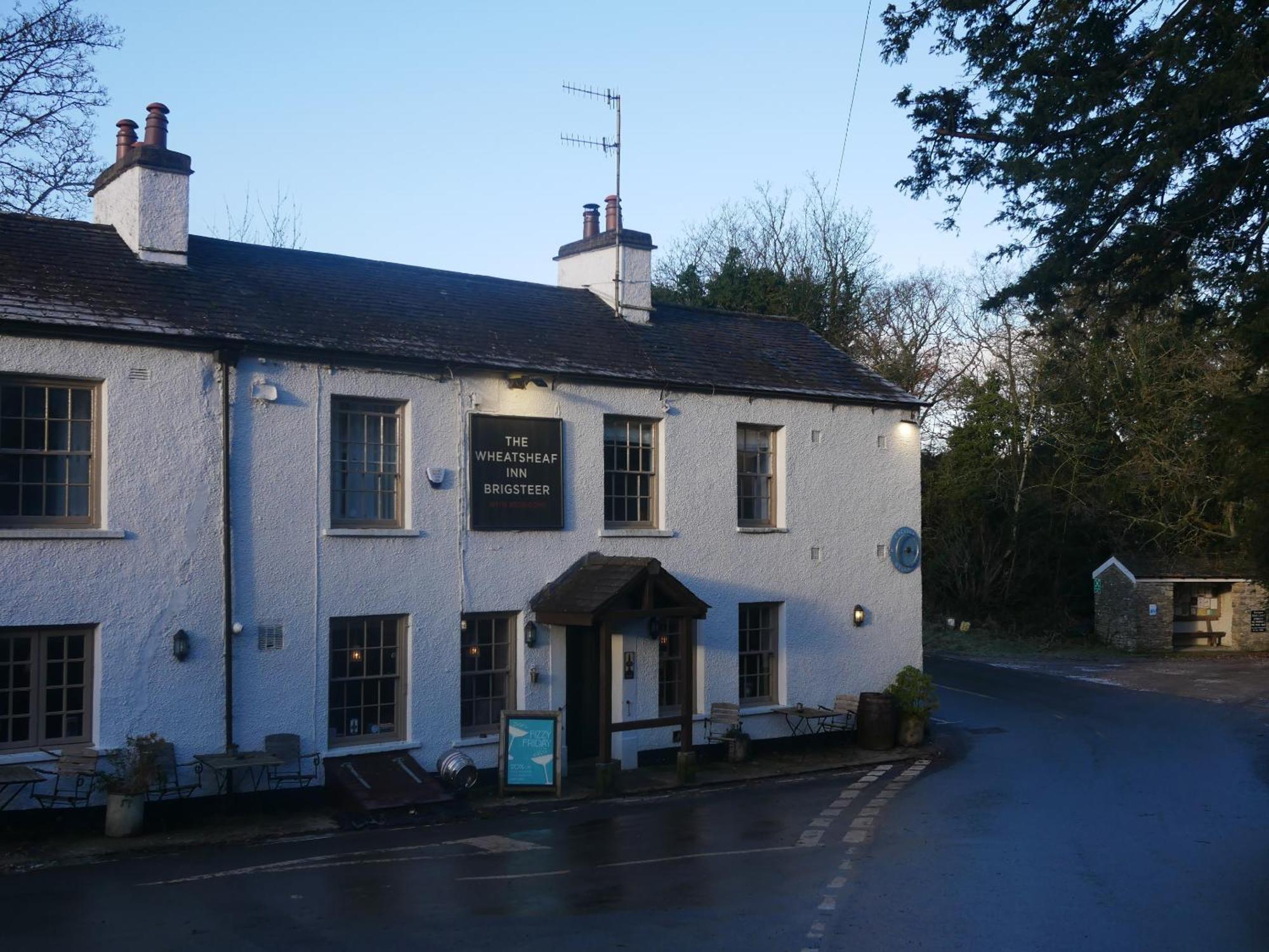 The Wheatsheaf Inn 켄달 외부 사진