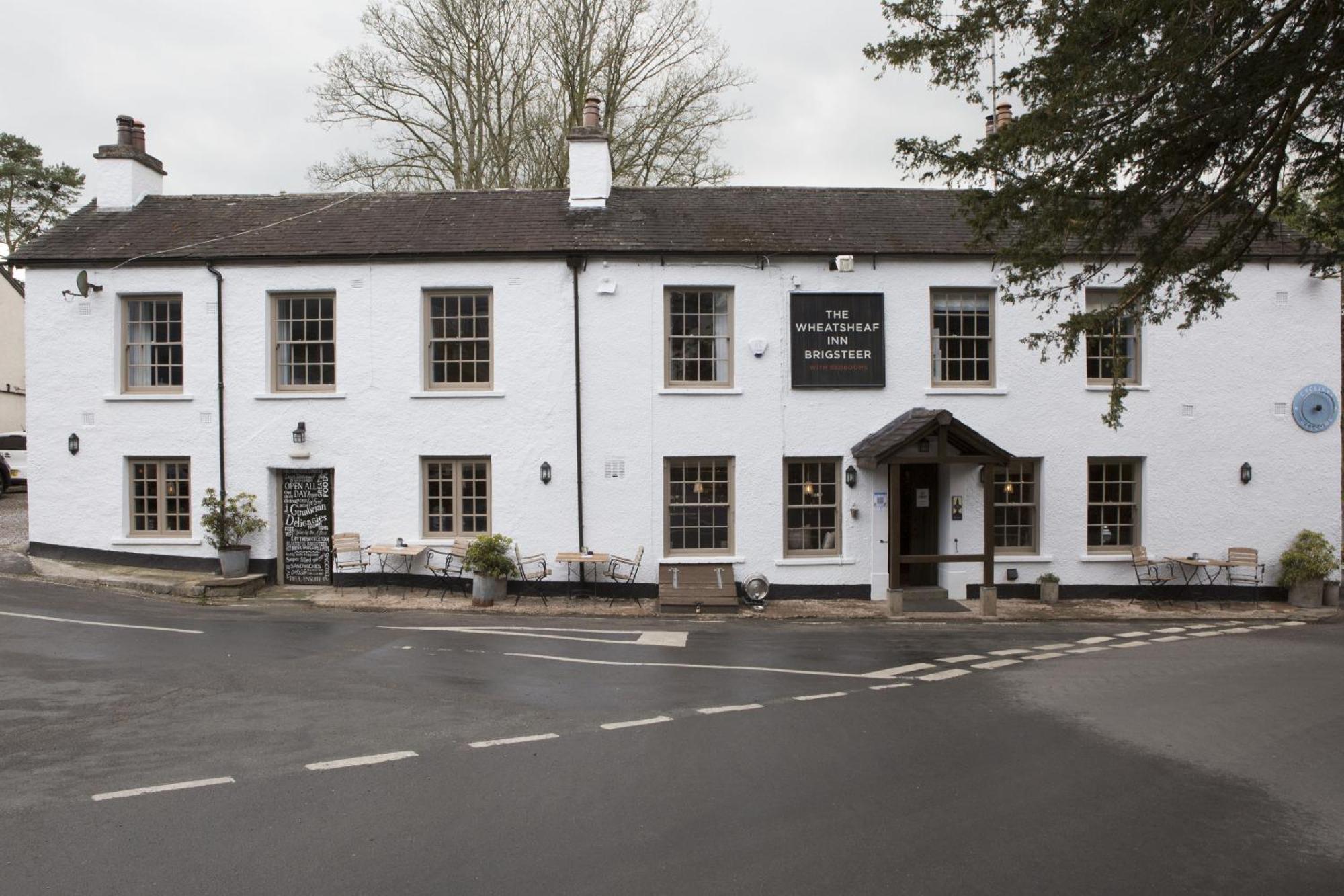 The Wheatsheaf Inn 켄달 외부 사진